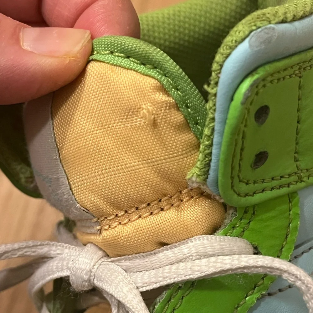 Nike Jordan Air Jordan 1 Mid SE "Recycled Grind" Sneakers - Picture 7 of 10
